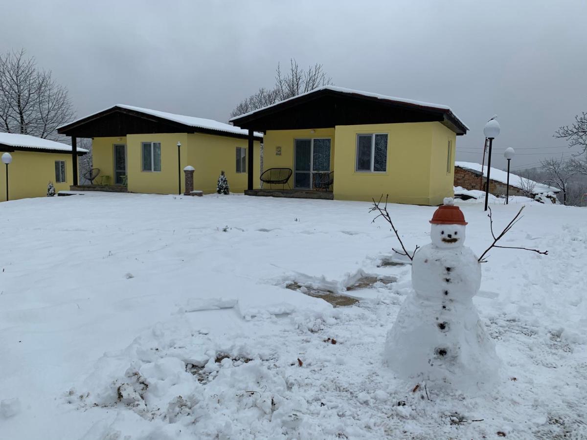 Daskalov Bungalows Chervena Lokva Exterior photo