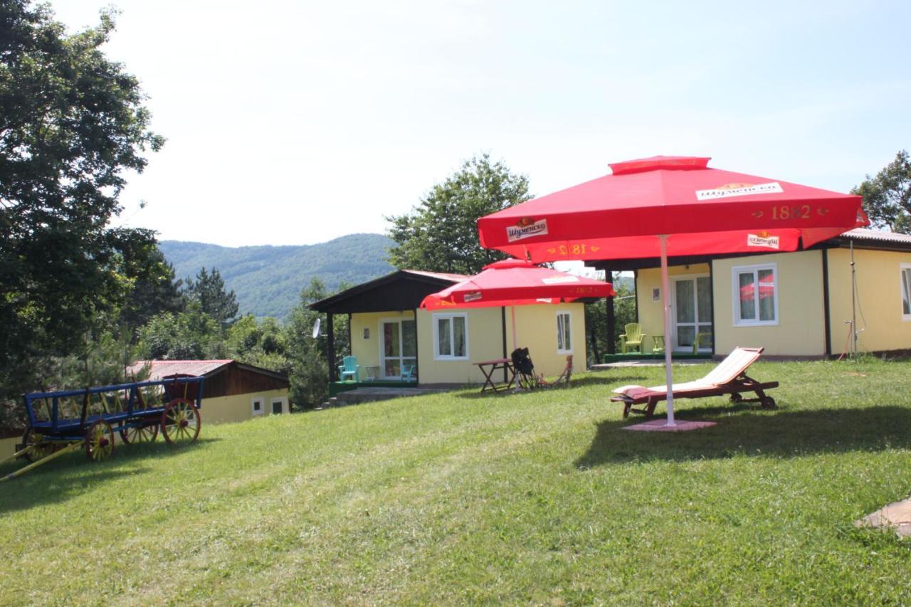 Daskalov Bungalows Chervena Lokva Exterior photo