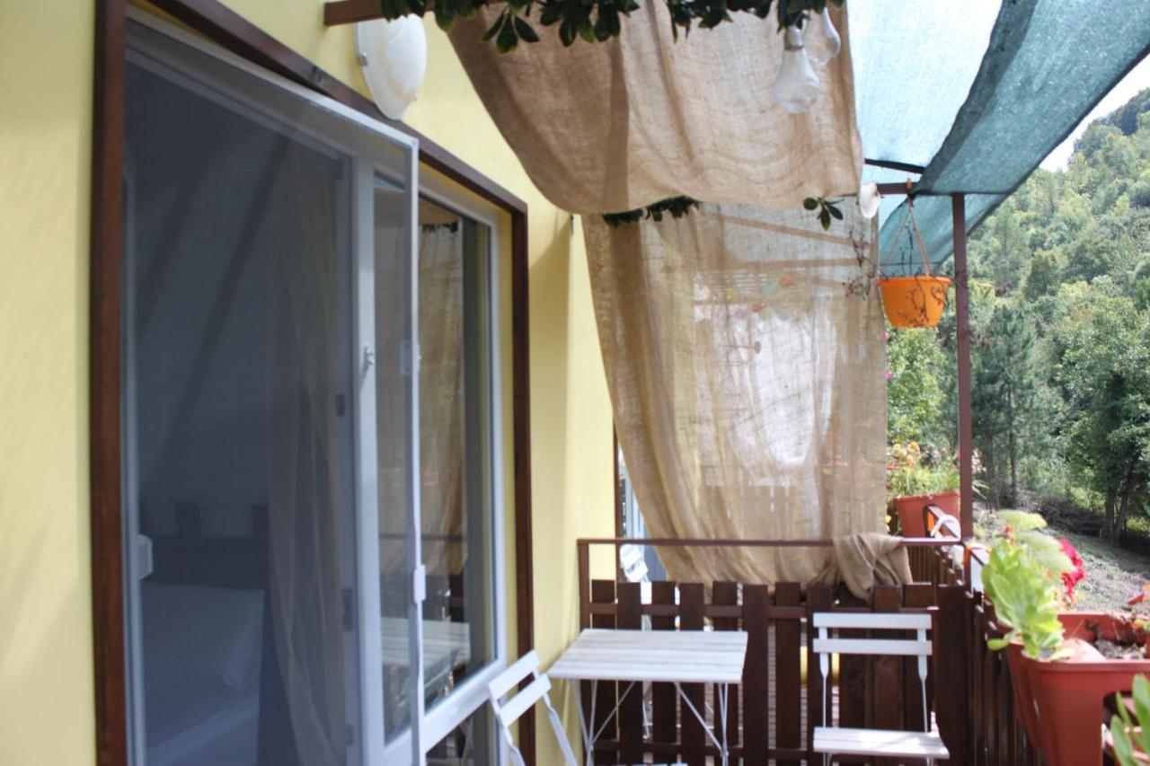 Daskalov Bungalows Chervena Lokva Exterior photo